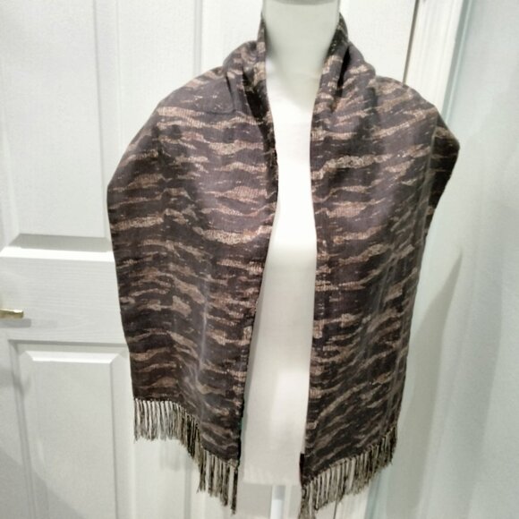 Scarf, Italian Burnout Velvet and Silk Patchwork, Fringed, Reversible, NWOT - Picture 12 of 14